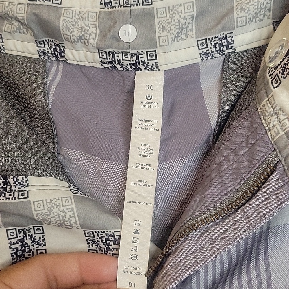 Lululemon Gray Plaid Men's Shorts Sz 36 Good Condition - Picture 7 of 10